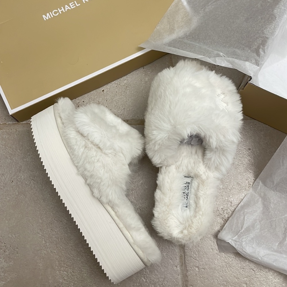 Michael Kors Platform Slides - Picture 8 of 9